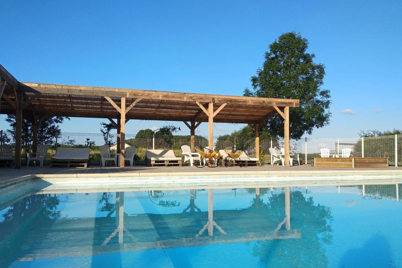 Bed and Breakfast Domaine Ramonjavel, glamping&alpaca's Fongrave Esterno foto