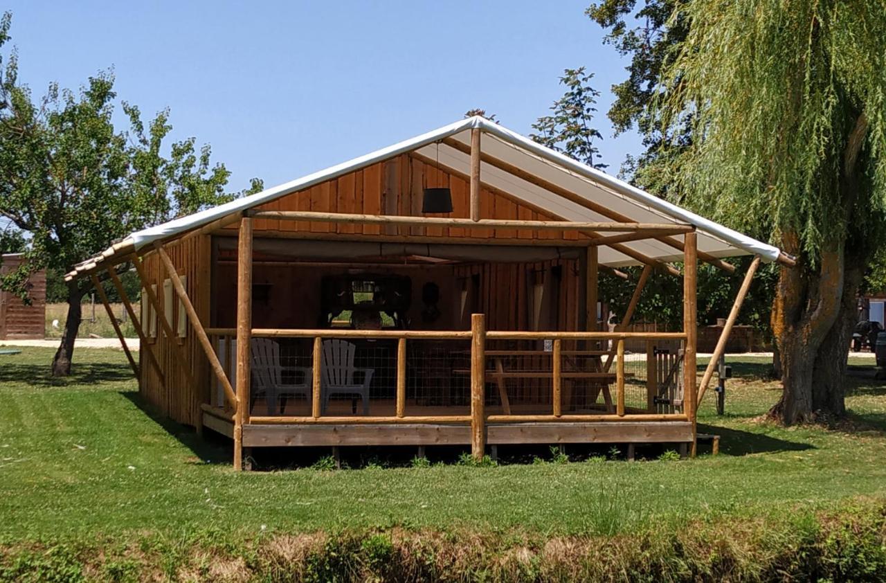 Bed and Breakfast Domaine Ramonjavel, glamping&alpaca's Fongrave Esterno foto